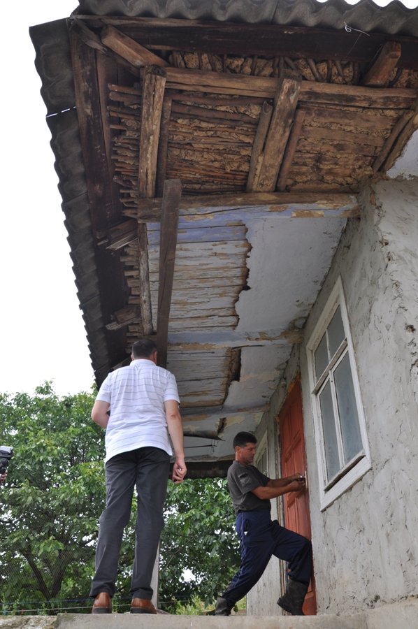 stralucitor 7 Fosta școală din Mana, totodată locuință a învățătorilor Maria și Eufimie Goma, unde s-a născut Paul Goma