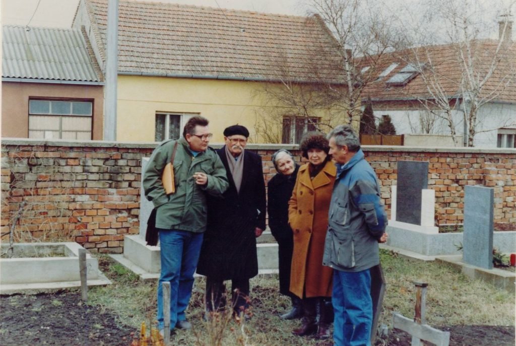 la-cimitir-opojevici